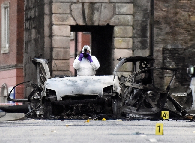 Kuzey İrlanda'daki bombalı saldırıda muhalif IRA izi